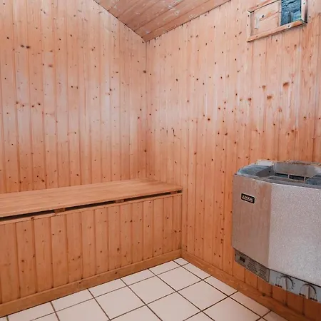 Five-bedroom Holiday In Nordborg Kommune