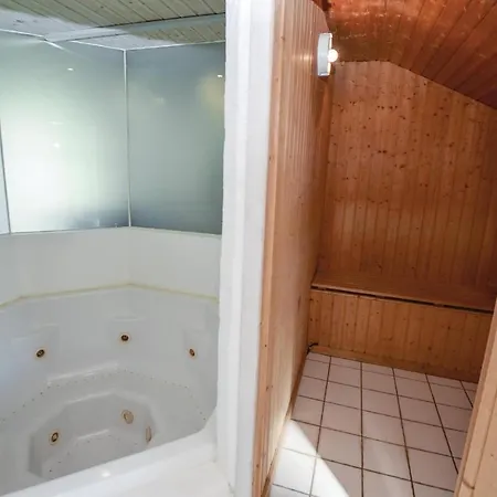 Ferienhaus Five-bedroom Holiday In Nordborg Kommune